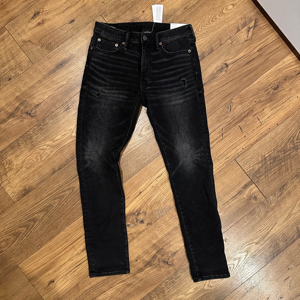 NWT AMERICAN EAGLE Athletic Skinny Airflex 360 Jeans (29x30)
